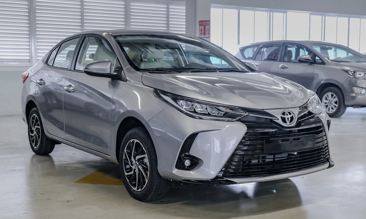 Nhiều mẫu ô tô tiếp tục giảm giá, Hyundai Creta hết 'bia kèm lạc'