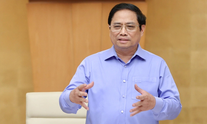 Thủ tướng: Xây dựng kịch bản tăng trưởng, lạm phát để thích ứng