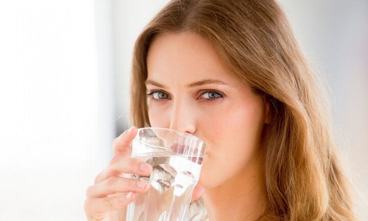 Vừa ăn no tuyệt đối không làm việc này để tránh tổn thương dạ dày