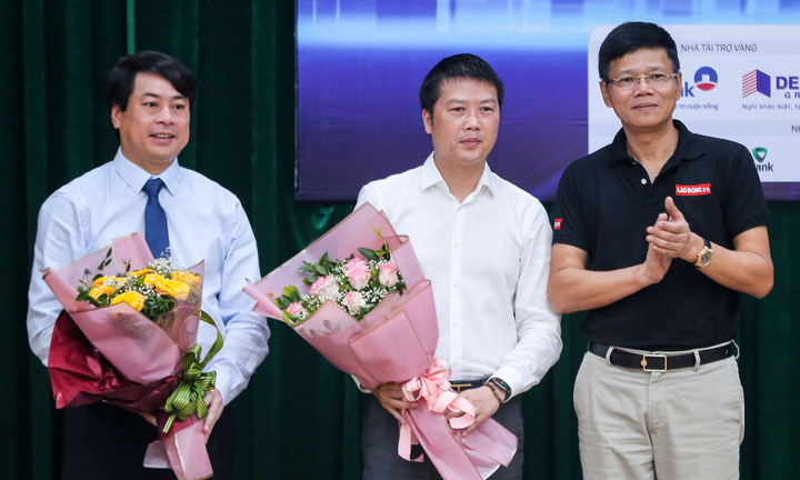 Vinh danh 13 tập thể, cá nhân xuất sắc trong chương trình 'Vinh quang Việt Nam'