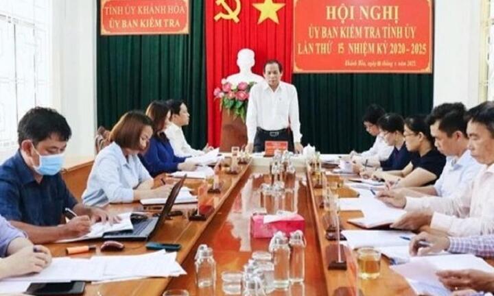 Kỷ luật Giám đốc Trung tâm Phát triển quỹ đất Khánh Hòa