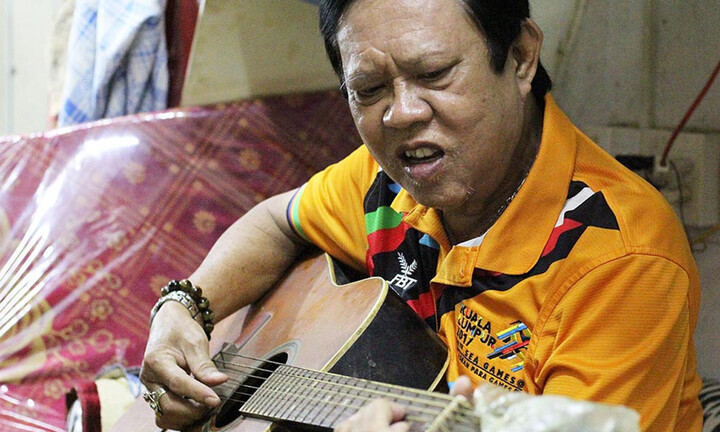 'Vua nhạc sến' Vinh Sử qua đời