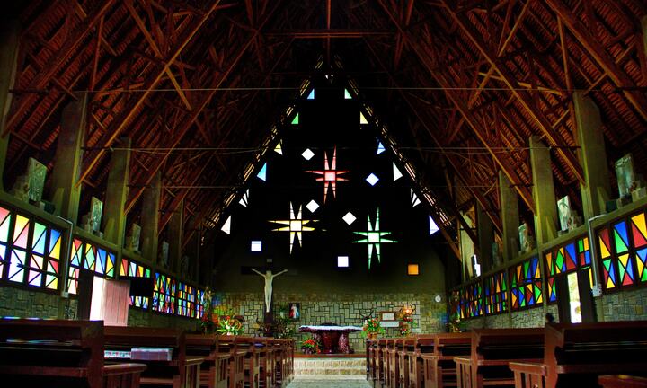 Ảnh: Khám phá nhà thờ gỗ mang kiến trúc nhà rông ở Đà Lạt