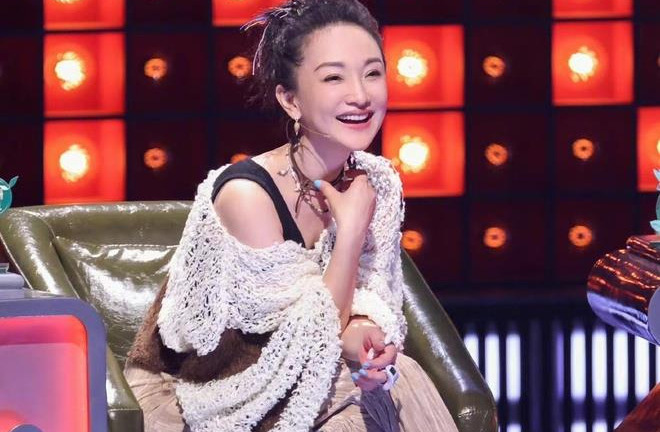 Châu Tấn bị chê thậm tệ khi làm giám khảo gameshow