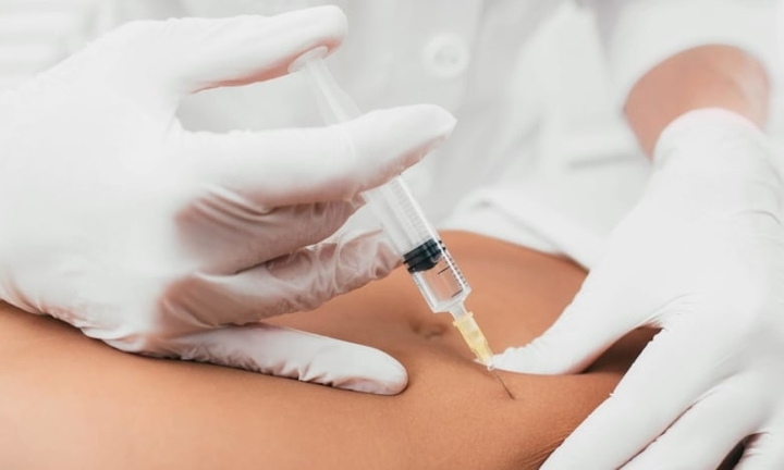 Nữ sinh Hà Nội đau đớn, hoảng loạn vì sẹo chi chít sau tiêm giảm béo ở spa