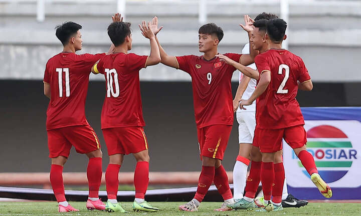 Sao trẻ V-League tỏa sáng, U20 Việt Nam thắng đậm U20 Hong Kong