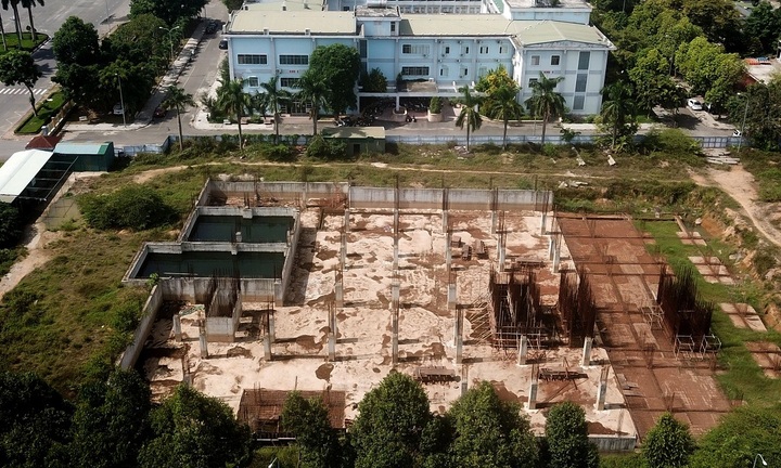 Cận cảnh dự án 1.100 tỷ đồng của bệnh viện ở Quảng Ngãi 'giậm chân tại chỗ'