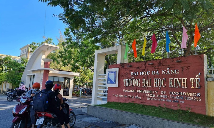 Đà Nẵng: Thu hồi chứng chỉ đã cấp cho giảng viên nhờ người thi hộ