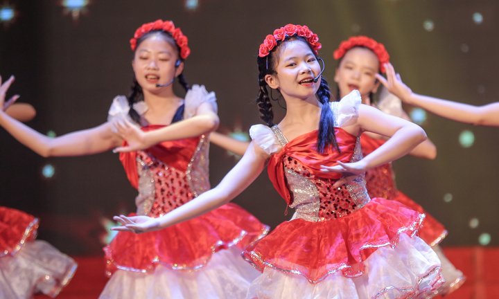 Sôi động Gala ‘Giai điệu Sơn ca 2022’