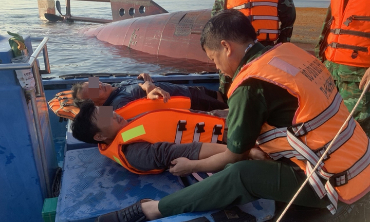 Tàu vận tải chìm trên biển Cát Bà, 1 người mất tích