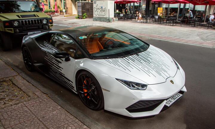 Lamborghini Huracan LP 610-4 với ngoại thất độc đáo tại TP.HCM
