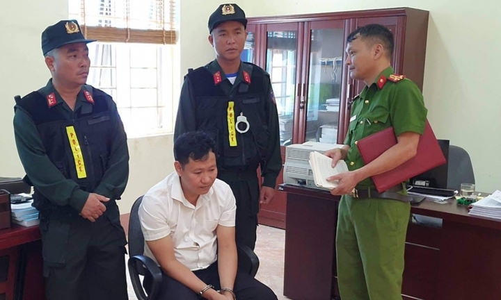 Khởi tố, bắt tạm giam 3 cán bộ vi phạm quy định về bồi thường tái định cư
