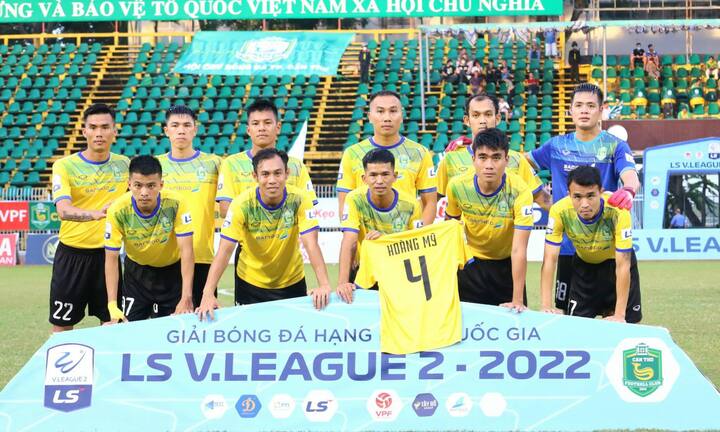 CLB Cần Thơ có nhà tài trợ mới, cầu thủ nhận tiền theo cách đặc biệt