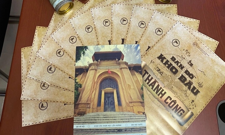 Thí sinh thích thú với giấy báo trúng tuyển kiểu bản đồ kho báu 