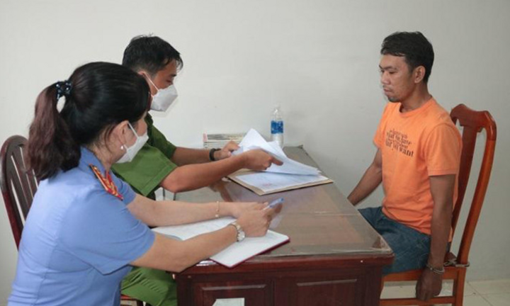 Lời khai bất ngờ của kẻ giết người tình rồi chở xác đến công an đầu thú