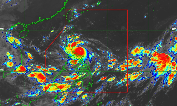 Siêu bão Noru đổ bộ: Philippines sơ tán người ven biển, cấm ngư dân ra khơi