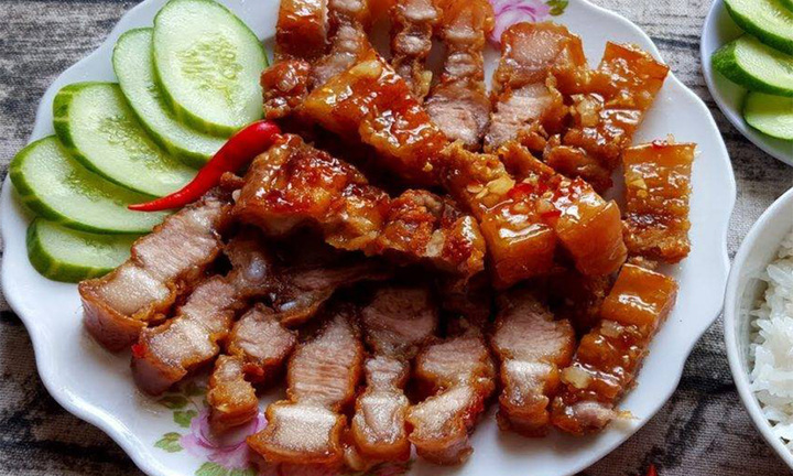 Cách làm món thịt ba chỉ chiên mắm vạn người mê