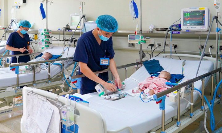 Trẻ mắc virus Adeno gia tăng, Hà Nội yêu cầu các bệnh viện bố trí đủ giường bệnh