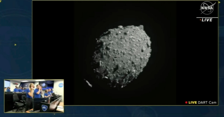 Tàu vũ trụ DART của NASA đâm thành công vào tiểu hành tinh Dimorphos