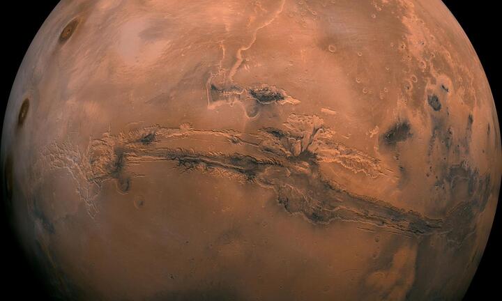 Phát hiện nước trên Hỏa tinh