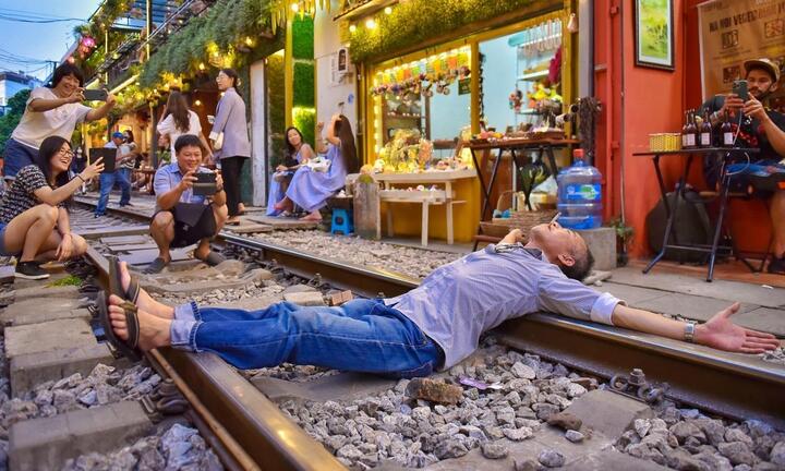 Cục Đường sắt giữ quan điểm dẹp bỏ cà phê đường tàu