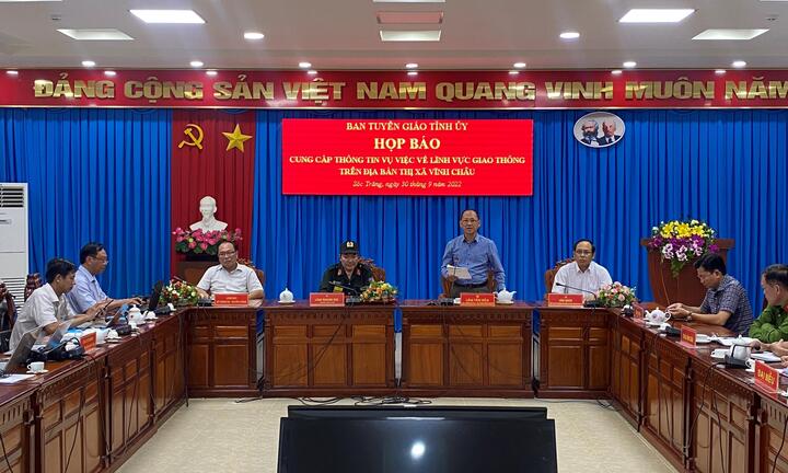 Người đăng clip cảnh sát đánh nam thiếu niên ở Sóc Trăng có vi phạm pháp luật?