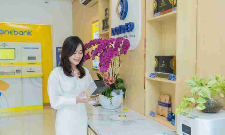 Điểm giao dịch số 'hút' khách hàng trải nghiệm