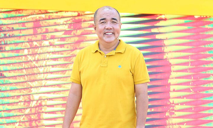 Nghệ sĩ Quốc Thuận hạn chế tụ tập bên ngoài vì một câu nói của con