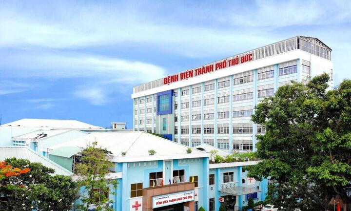 4 bác sĩ ở TP.HCM 'trốn' việc ở bệnh viện, bỏ đi làm phòng khám tư