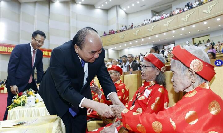 Chủ tịch nước: Hành động để mọi người cao tuổi được quan tâm, chăm sóc tận tình