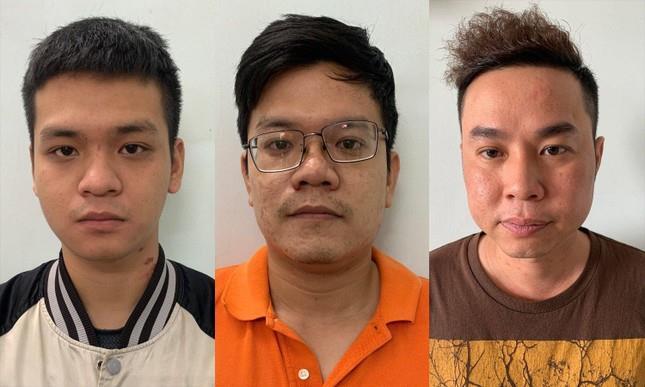 Phá hai đường dây làm giả Căn cước công dân gắn chip tại TP.HCM