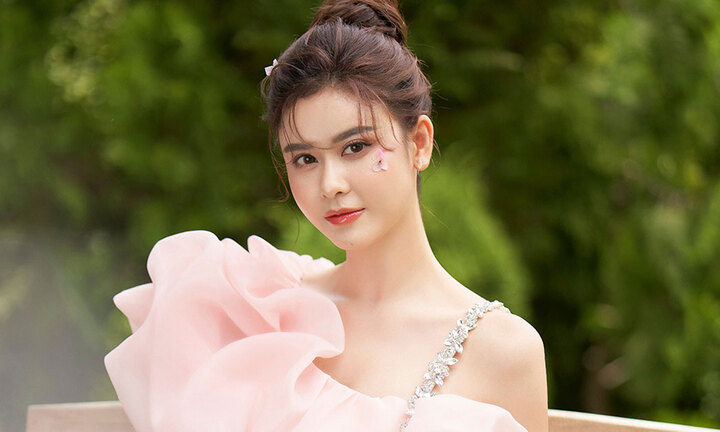 Trương Quỳnh Anh thử sức với vai trò sản xuất phim