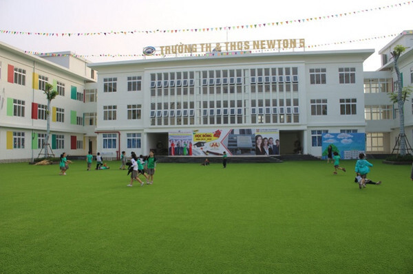 Trường học xin lỗi vì để học sinh bị dị ứng thuốc diệt muỗi, phụ huynh lên tiếng