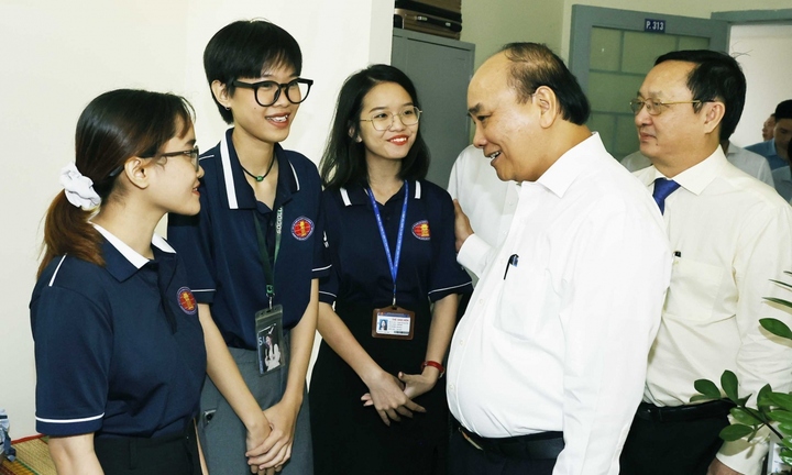 Chủ tịch nước đối thoại với sinh viên Đại học Quốc gia TP.HCM