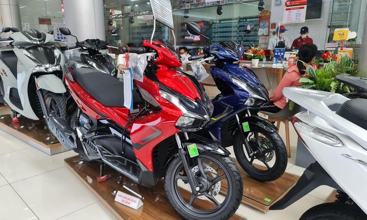 Xe tay ga vẫn khan hàng tại nhiều đại lý, có tiền cũng khó mua