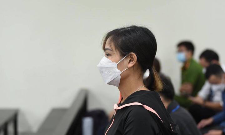 Bé gái bị găm đinh vào đầu: Đề nghị điều tra dấu hiệu đồng phạm của người mẹ