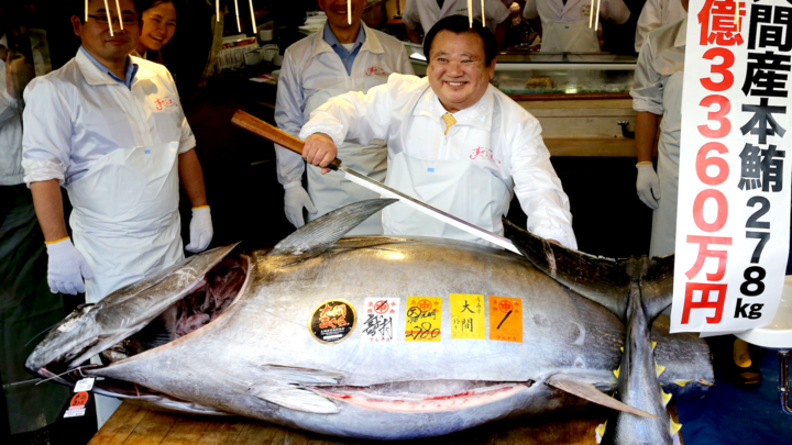 Hải sản Nhật đắt khét lẹt vẫn cháy hàng