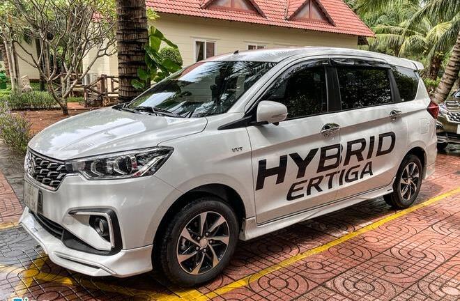 Hãng đua nhau ra mắt xe mới trong tháng 10