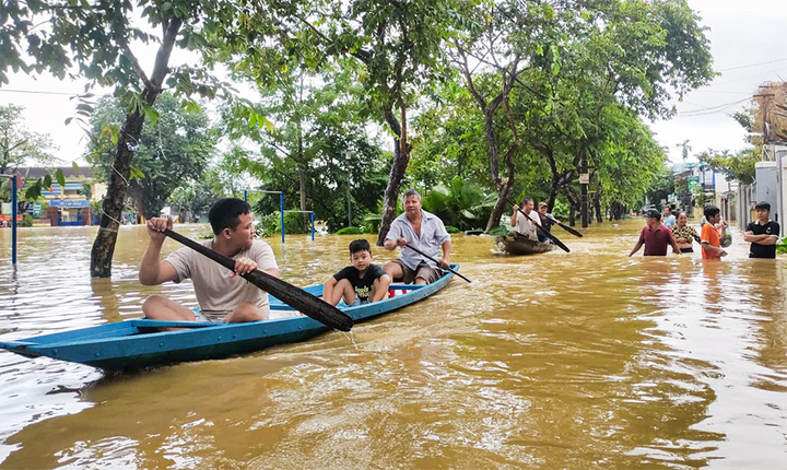 Dự báo thời tiết hôm nay ngày 16/10: Bắc Bộ đón không khí lạnh, Trung Bộ mưa to