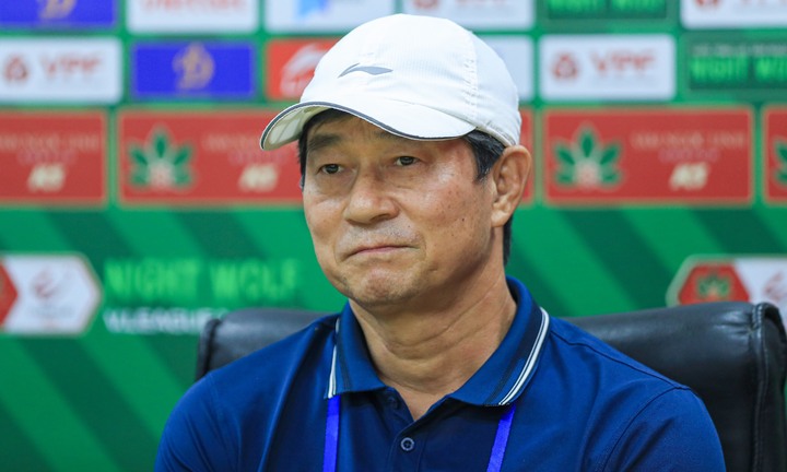 CLB Ninh Bình bổ nhiệm huấn luyện viên trưởng thứ 3 trong mùa giải