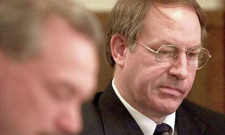 Kẻ sát nhân ở Mỹ lộng hành 16 năm, lấy bệnh án làm 'lá chắn'