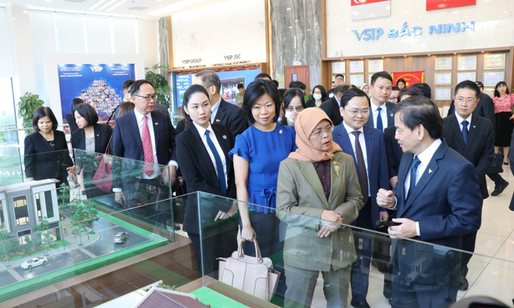 Tổng thống Singapore thăm và làm việc tại Khu công nghiệp VSIP Bắc Ninh