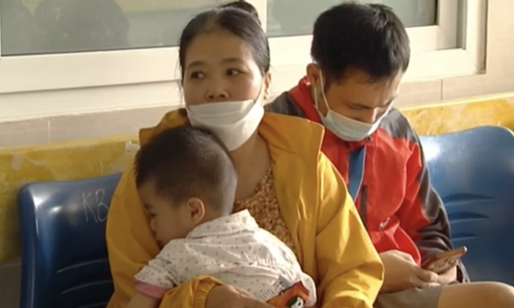 Chênh lệch nhiệt độ ngày - đêm quá cao, trẻ nhập viện tăng