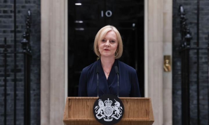 Thủ tướng Anh Truss đối mặt với nguy cơ bị bãi nhiệm