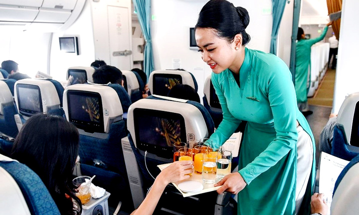 Ra nước ngoài mới thấy trân trọng cách phục vụ ở Việt Nam