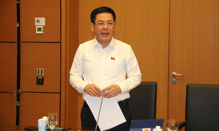 Bộ trưởng Nguyễn Hồng Diên: Chuyện lắm mối tối nằm không đã xảy ra với xăng dầu