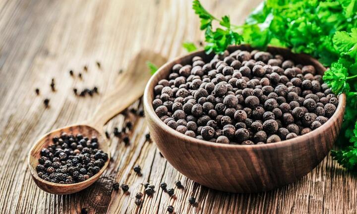 Giá tiêu hôm nay 24/10: Ổn định trong mức 57.000 - 59.500 đồng/kg