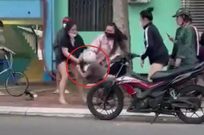 Nữ sinh lớp 10 ở Vũng Tàu bị đánh hội đồng dã man bằng mũ bảo hiểm