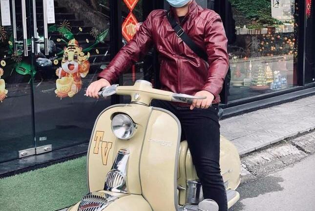 Xe máy đời cổ hàng 'độc' ở Hà Nội