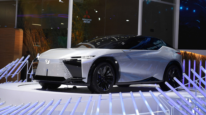 Ngắm dàn ô tô thế hệ mới tại Vietnam Motor Show 2022